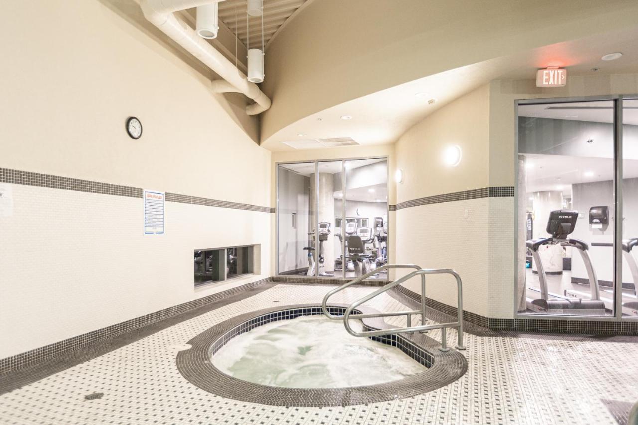Condo In Downtown Vancouver - Near Rogers Arena Bagian luar foto